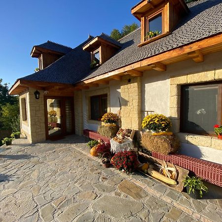 Вилла Casa Cu Sindrila Вэлени-де-Мунте Экстерьер фото