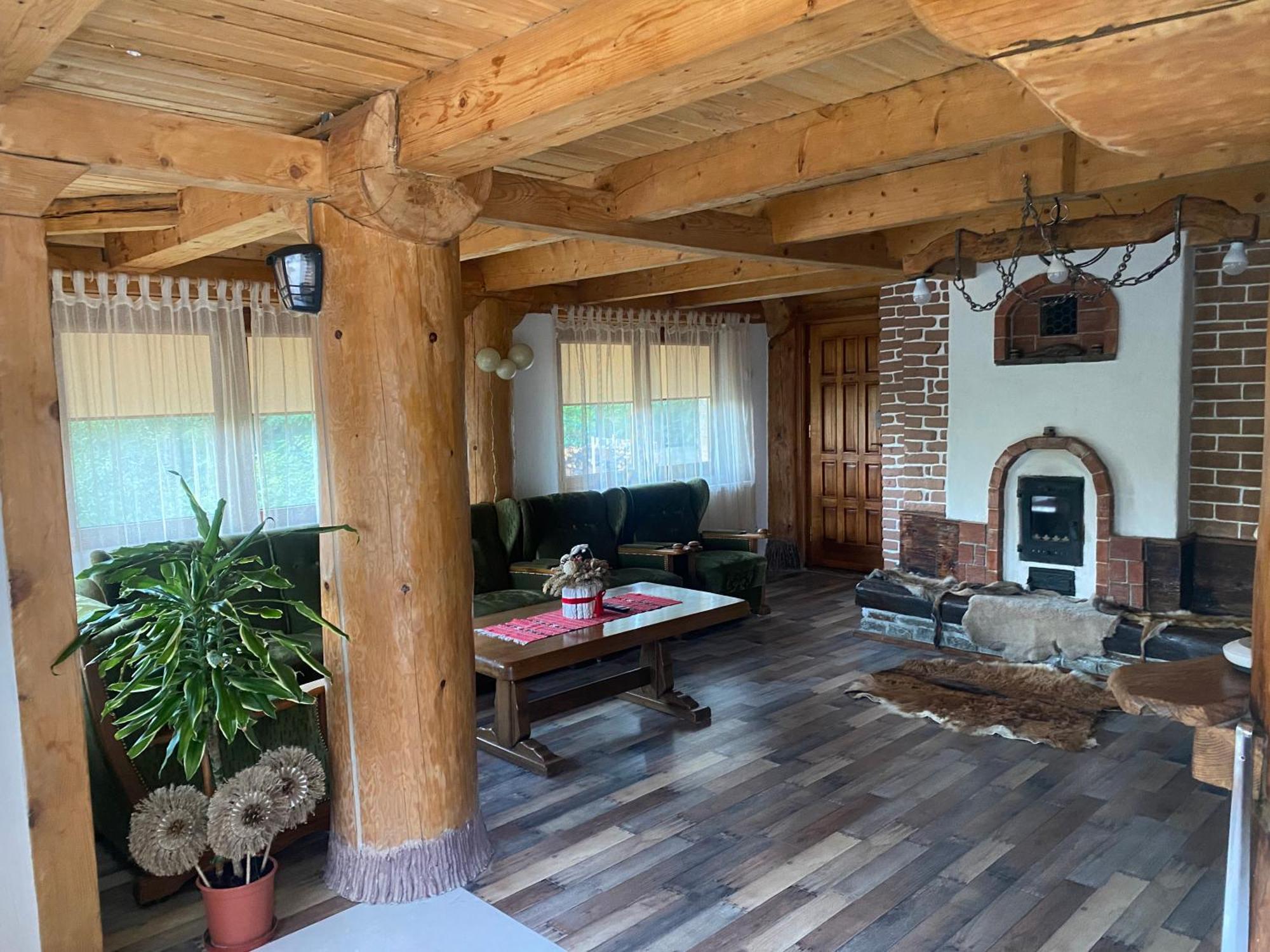 Вилла Casa Cu Sindrila Вэлени-де-Мунте Экстерьер фото